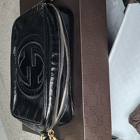 Gucci Patent Leather Soho Disco Crossbody Bag - Picture 7 of 12